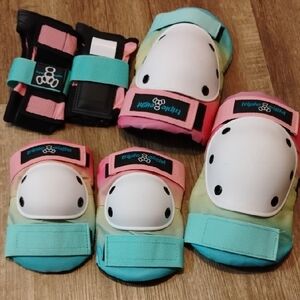 Triple Eight Knee Pad Set